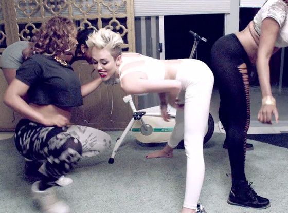 Miley Cyrus, We Can't Stop Video Miley Cyrus, We Can't Stop Video